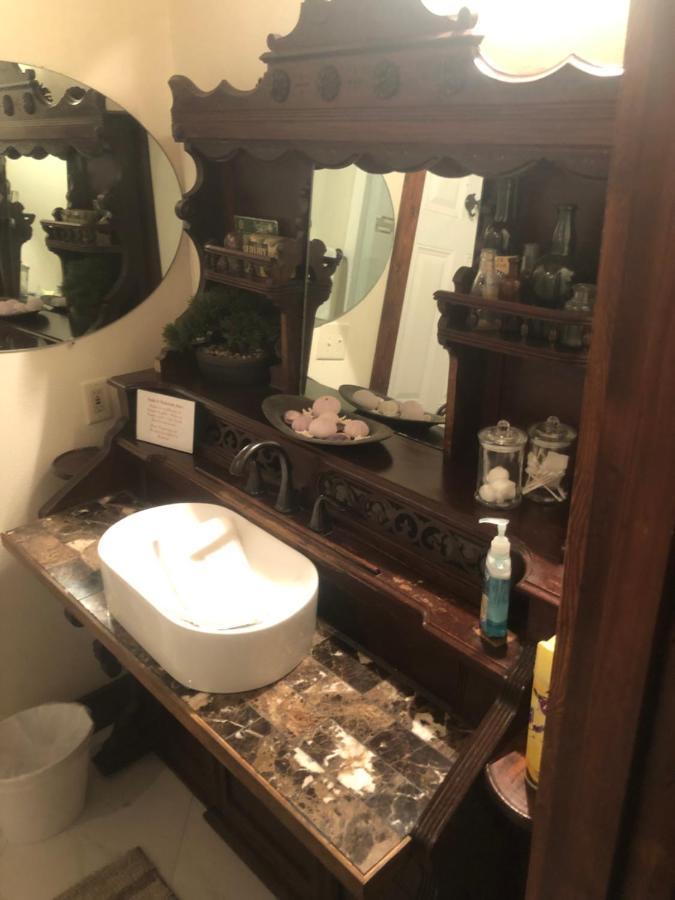 Dry Creek Bed and Breakfast Φρέντερικσμπεργκ Εξωτερικό φωτογραφία