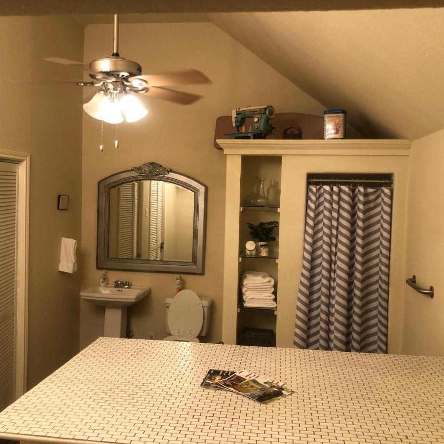 Dry Creek Bed and Breakfast Φρέντερικσμπεργκ Εξωτερικό φωτογραφία